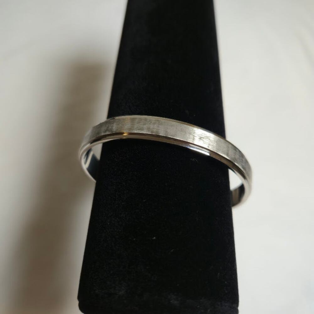 Inori NWOT Unisex Stainless Steel Cuff Bracelet Brushed Finish Everyday Wear